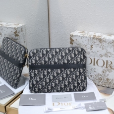 Christian Dior Clutch Bags